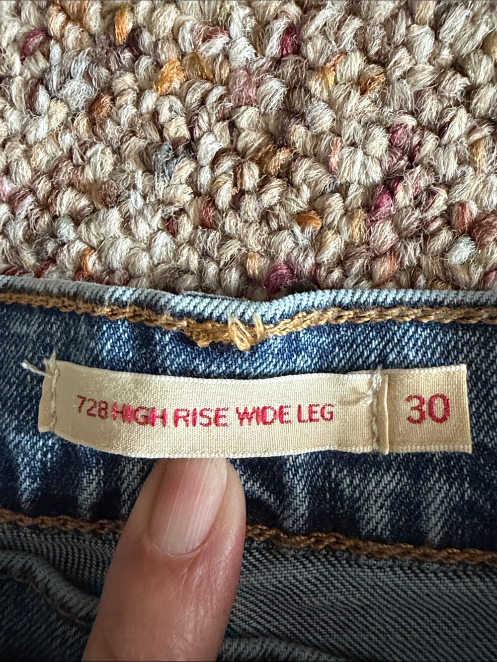 Levi's Light Blue High Waist Wide/Straight Jeans - Picture 3 of 5